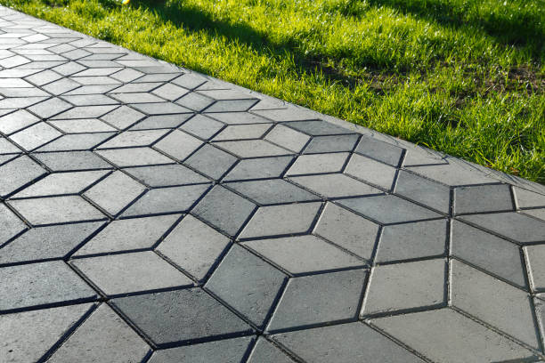 Best Driveway Paving Contractor  in Hamilton, MO