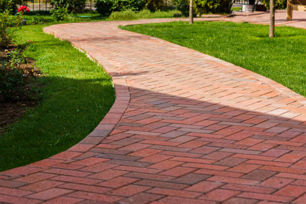 Best Local Driveway Pavers  in Hamilton, MO