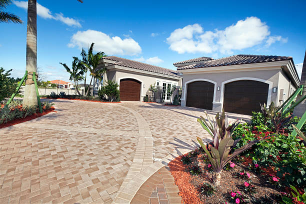 Best Driveway Pavers Near Me  in Hamilton, MO